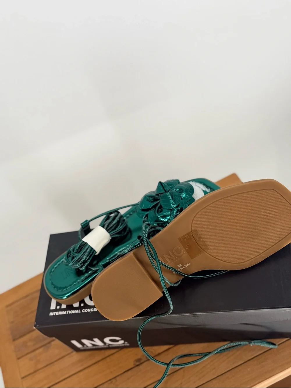INC Women’s Green Metallic Floral Lace-Up Sandals GILAMP 8M